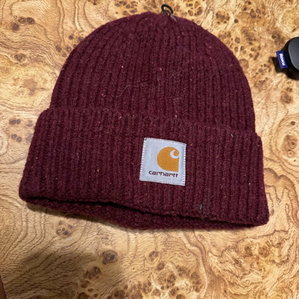 NWT Dark red wool blend Carhartt Beanie